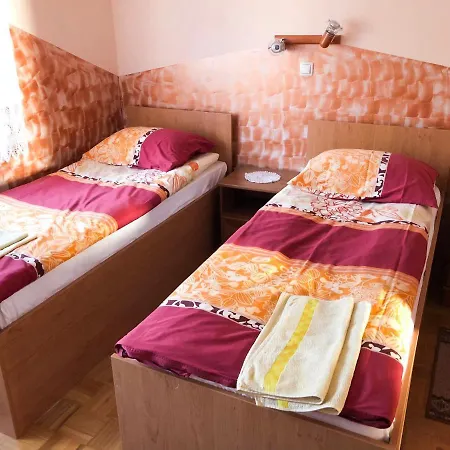 Prenocisca Stolec * Nova Cerkev